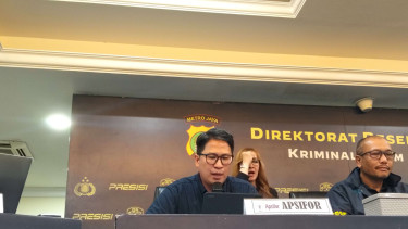 Ketua Umum Apsifor, (tengah) Nathanael Sumampouw