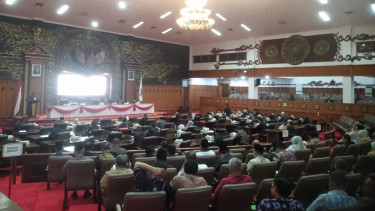 Rapat Paripurna DPRD Provinsi Jambi