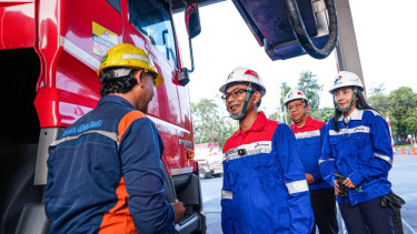 Direktur Pertamina Patra Niaga pantau langsung tambahan pasokan BBM di Jember