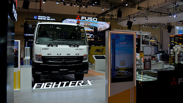 Booth Mitsubishi Fuso di GIIAS 2025