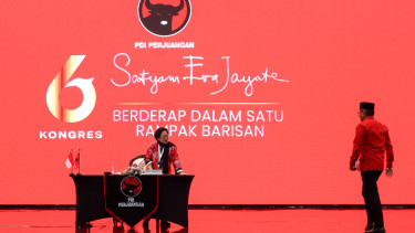 Ketua Umum PDIP, Megawati Soekarnoputri dan Hasto Kristiyanto