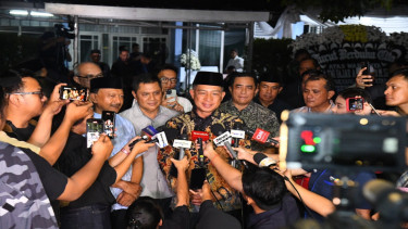 Panglima TNI Jenderal Agus Subiyanto melayat ke rumah duka Marsma TNI Fajar