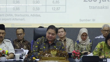 Menko Airlangga dan Menkeu Sri Mulyani 