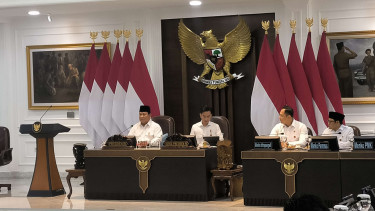 Presiden RI Prabowo Subianto memimpin sidang kabinet paripurna 