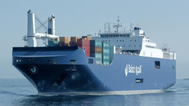 Kapal Saudi Bahri Yanbu diduga mengangkut pengiriman senjata ke Israel