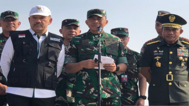 Sekretaris Jenderal Kementerian Pertahanan (Letjen) TNI Tri Budi Utomo