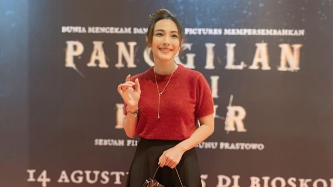 Dea Lestari.