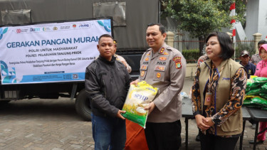 Polres Pelabuhan Tanjung Priok menggelar gerakan pangan murah