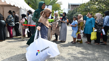 Program Seribu Seragam Sekolah Bersama Pertamina (SESAMA)