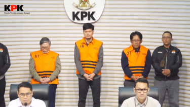 KPK tetapkan tiga tersangka terkait OTT di Inhutani V