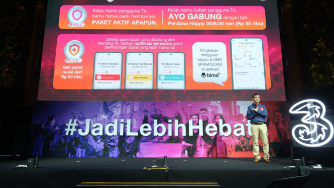 Director and Chief Commercial Officer Indosat Ooredoo Hutchison, Bilal Kazmi.