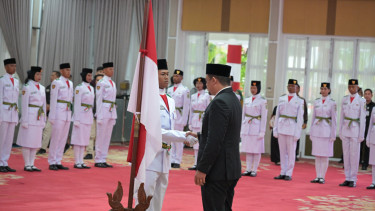 Gubernur Sumut Bobby Nasution kukuhkan Paskibraka Sumut 2025
