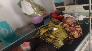 Korban luka-luka akibat gempa di Kabupaten Poso, Sulawesi Tengah