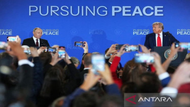 Presiden AS Donald Trump dan Presiden Rusia Vladimir Putin