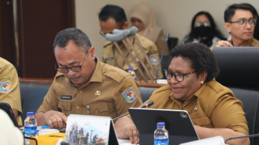 Wakil Menteri Dalam Negeri (Wamendagri), Ribka Haluk