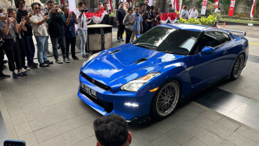 Mobil Nissan GT-R jadi salah satu barang bukti yang disita terkait OTT Wamenaker