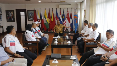 Ketua Umum KONI menerima FKONITA