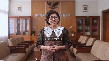 Rektor UGM Prof Dr Ova Emilia
