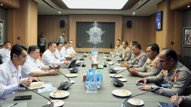 Rapat koordinasi Korlantas Polri dengan Ditjen Hubdat Kemenhub