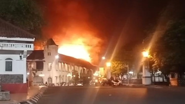 Kebakaran di Kota Lama Semarang, Rabu (27/8/25) dinihari