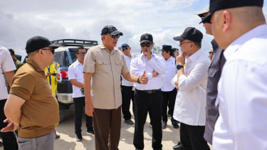 Menteri Pertahanan Sjafrie Sjamsoeddin.