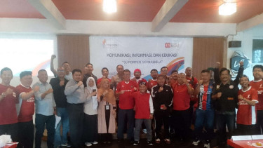 Kemenpora Gelar KIE di Makassar, Suporter Jadi Kunci Kemajuan Industri Olahraga