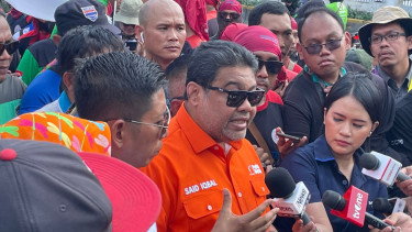 Presiden Partai Buruh, Said Iqbal (tengah)