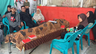 Suasana rumah duka Affan Kurniawan, driver ojol yang tewas dilindas Barracuda