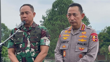 Panglima TNI Jenderal Agus Subiyanto dan Kapolri Jenderal Listyo Sigit Prabowo