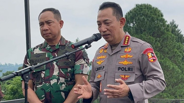 Panglima TNI Jenderal Agus Subiyanto dan Kapolri Jenderal Listyo Sigit Prabowo