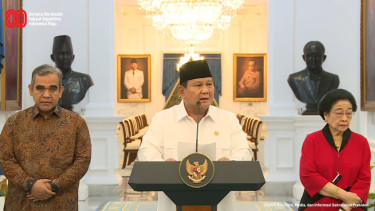 Presiden RI Prabowo Subianto saat konferensi pers di Istana Kepresidenan