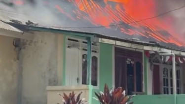Asrama Polri di Cilenggang, Serpong, Tangerang Selatan, kebakaran