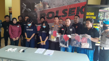 Polsek Ngaliyan rilis kasus pasangan muda kubur bayi hasil hubungan gelap