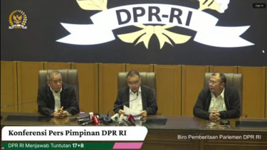 Konferensi pers pimpinan DPR RI