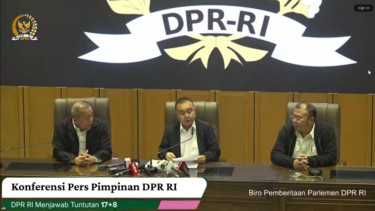 Konferensi pers pimpinan DPR RI