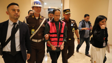 Nadiem Makarim pakai baju tahanan Kejagung