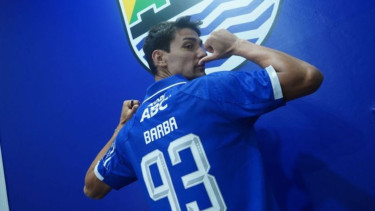 Bek Persib Bandung, Federico Barba
