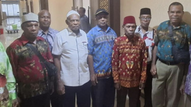 Perwakilan Suku Besar Sebyar Teluk Bintuni Datangi DPD RI
