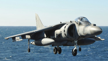 Jet Tempur AV-8B Harrier II