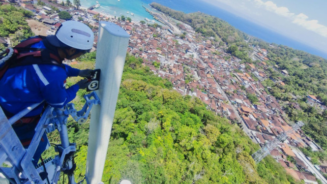 Menara BTS XLSmart.