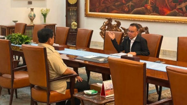 Wakil Ketua DPR RI Sufmi Dasco Ahmad bersama Presiden Prabowo Subianto