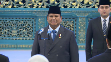 Presiden Prabowo lantik sejumlah menteri di Istana Negara