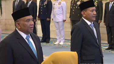 Wakil Menteri Ketenagakerjaan (Wamenaker), Afriansyah Noor (kiri)
