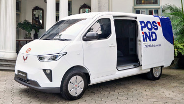 Wuling Mitra EV jadi armada Pos Indonesia