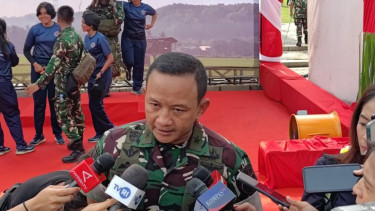 Kadispenad Brigjen TNI Wahyu Yudhayana di Monas, Jakarta Pusat