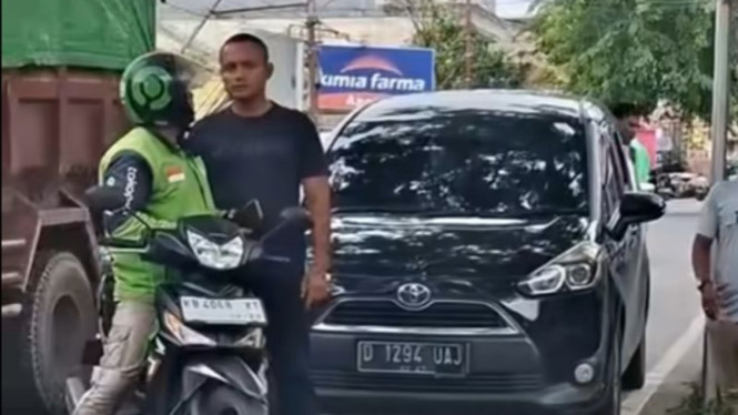 Oknum anggota TNI memukul salah satu Ojol di Pontianak