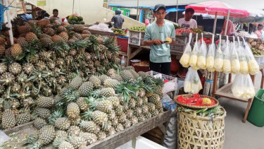 Pedagang nanas sukses berkat manfaatkan KUR BRI