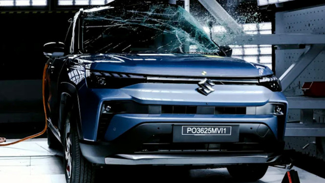 Uji tabrak Suzuki Victoris.