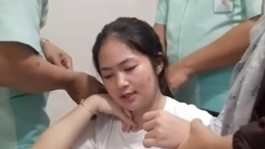 Seorang wanita muda tertancap busur panah imbas tawuran di Makassar
