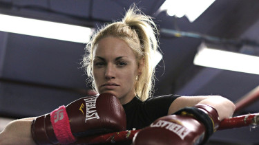 mantan juara tinju dunia, Heather Hardy